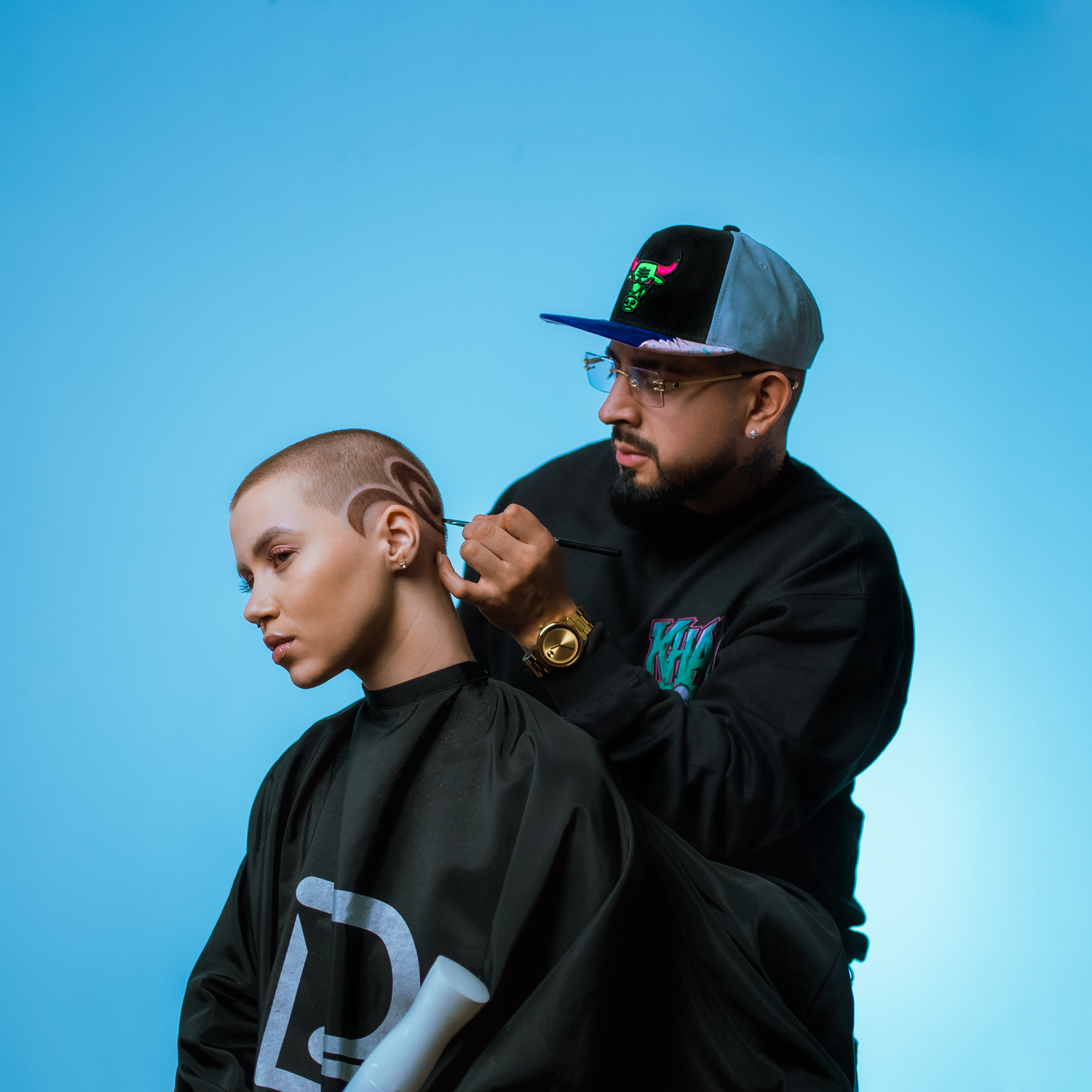 Level 3 influencer Los Cut It showing an artistic design using L3VEL3 Products