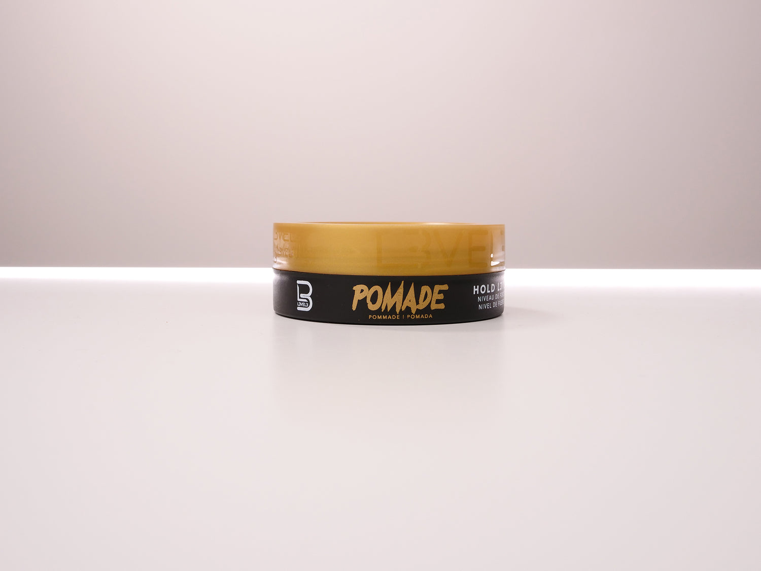 What is Pomade and How Does it Benefit Your Hair? L3VEL3