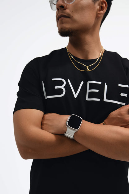 Camiseta con logotipo deportivo L3VEL3™