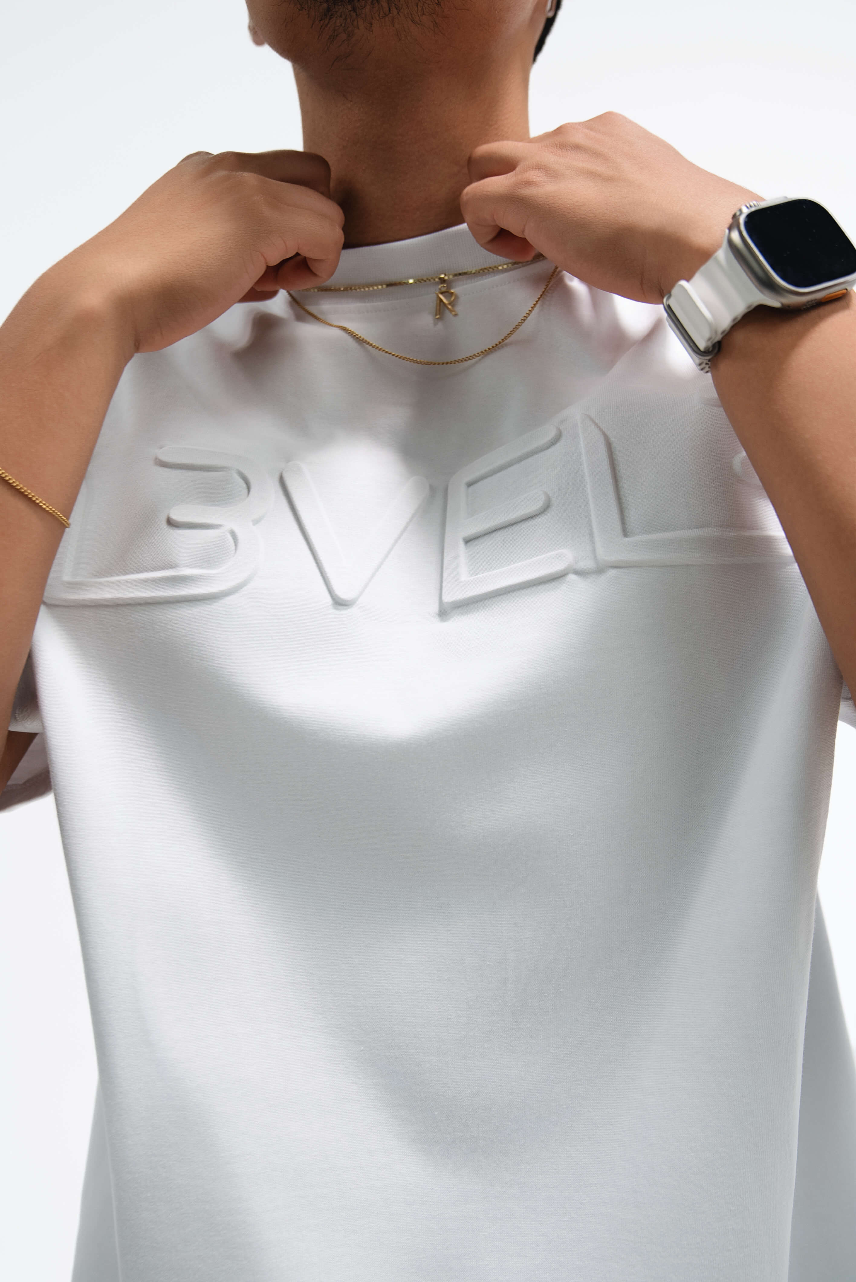 L3VEL3™ OVERSIZED Front Logo Tee